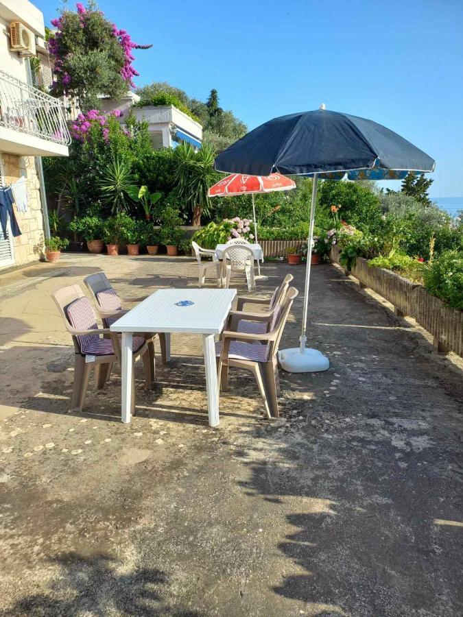 Apartments Andjus Sveti Stefan Exterior photo